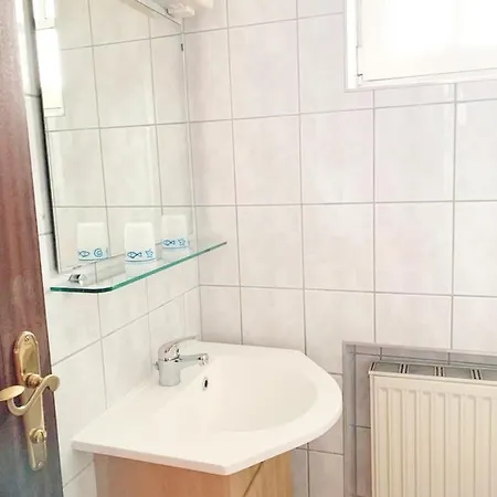 דירה Huber קלוסטרניובורג